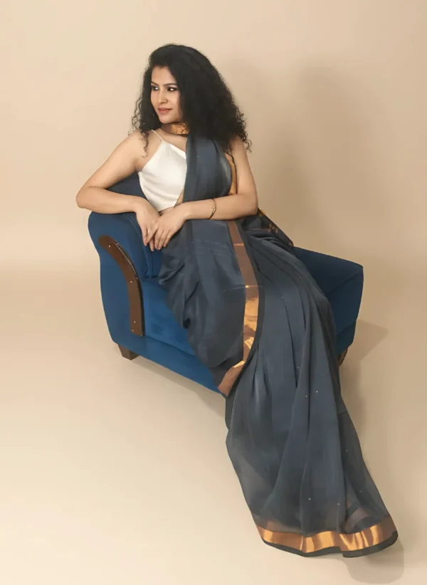 Linen - Image 3